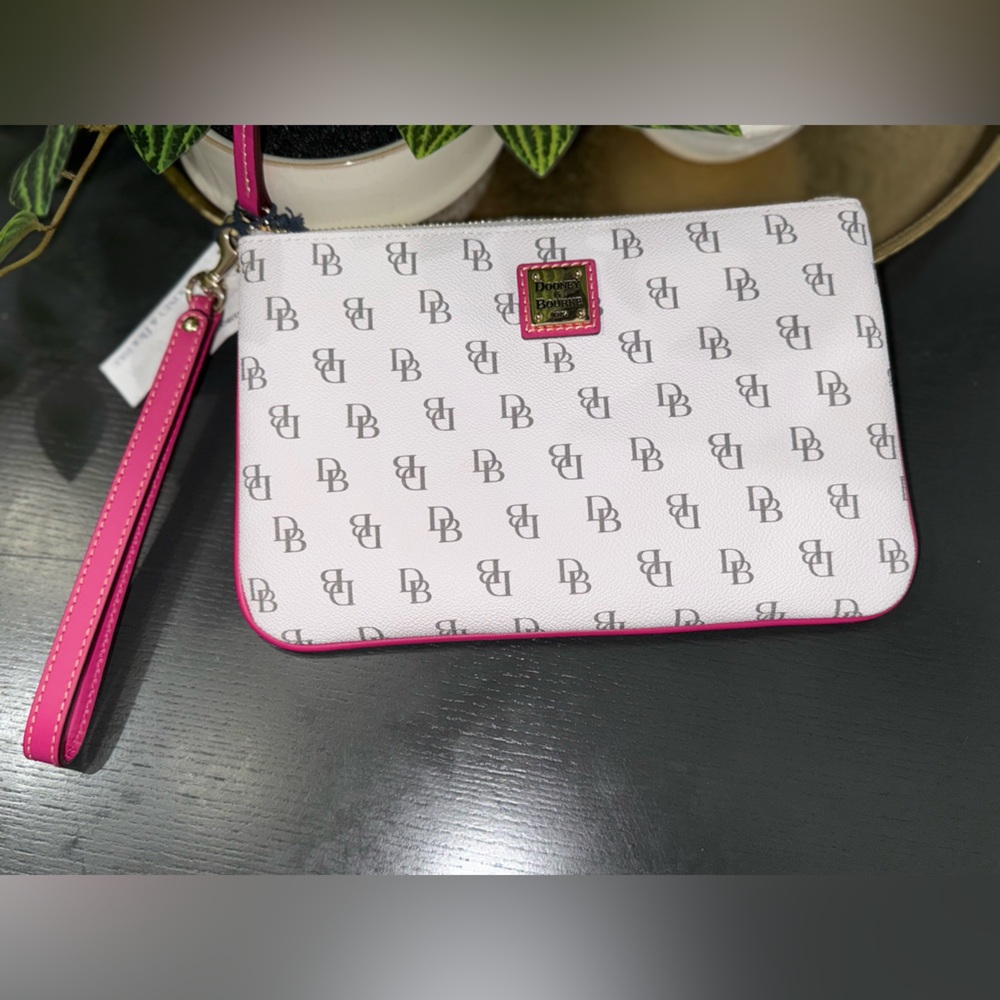 Dooney & Bourke White and Pink Wristlet